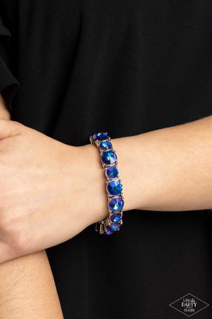 Paparazzi - Born To Bedazzle - Blue Oil Spill - Silver Stretchy Bracelet - Pink Diamond Exclusive!
