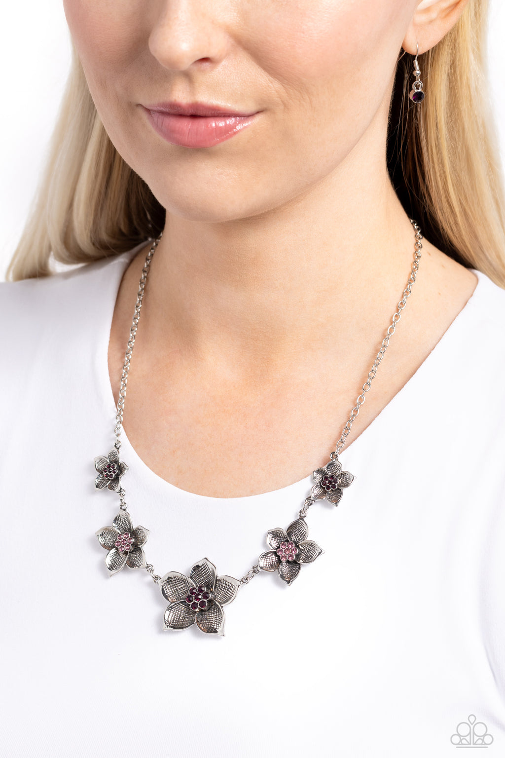 Paparazzi - Wallflower Wonderland - Purple Necklace