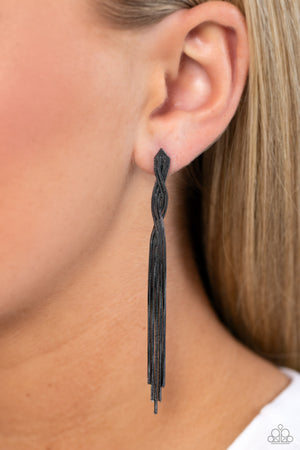 Paparazzi - Ropin Rodeo Queen - Black Earrings