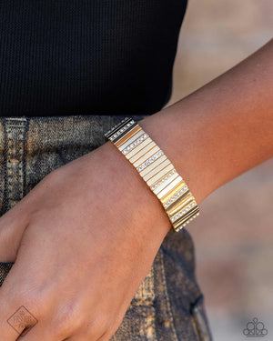 Paparazzi - Linear Legend - Gold Bracelet