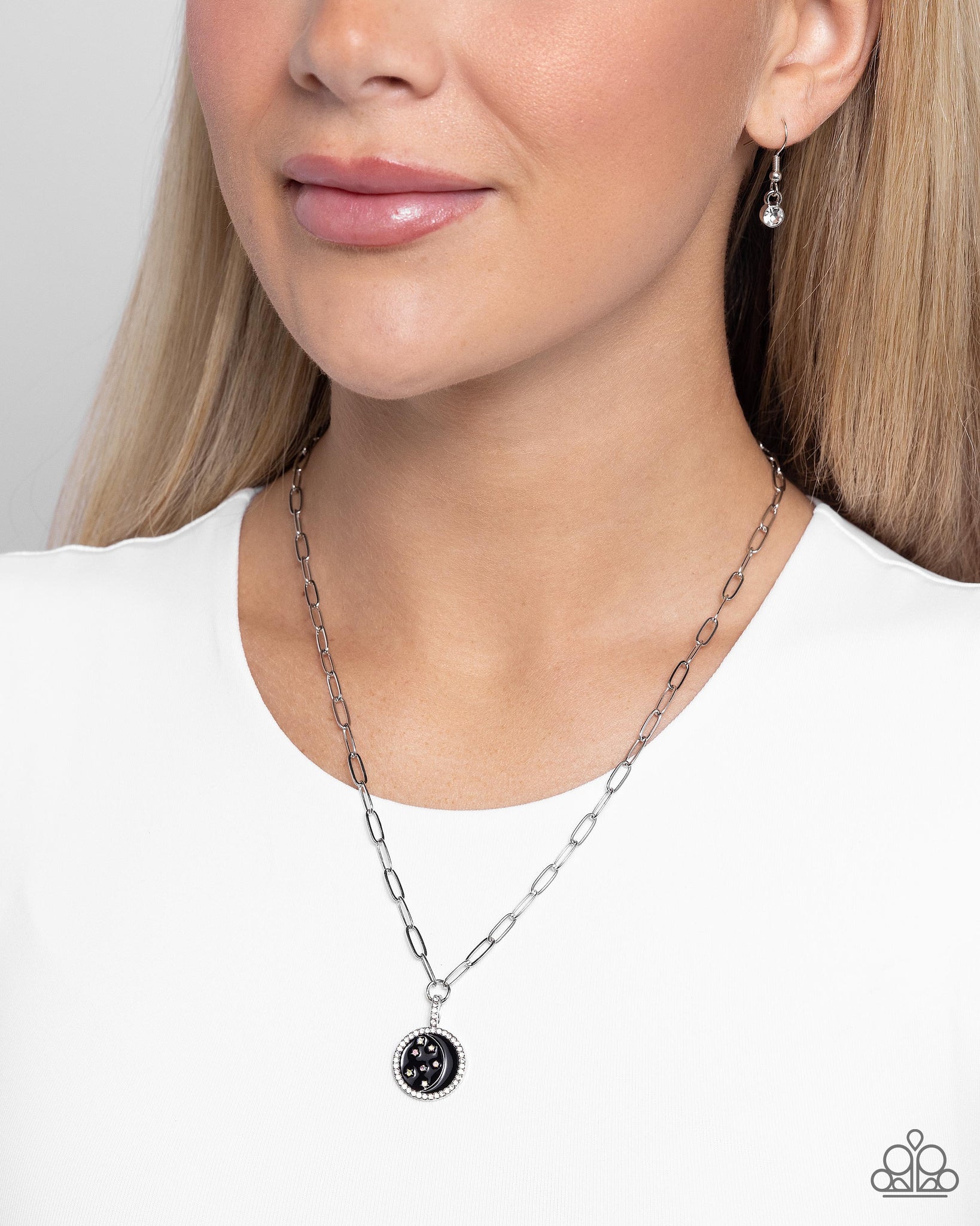 Paparazzi - Lunar Liaison - Black Necklace