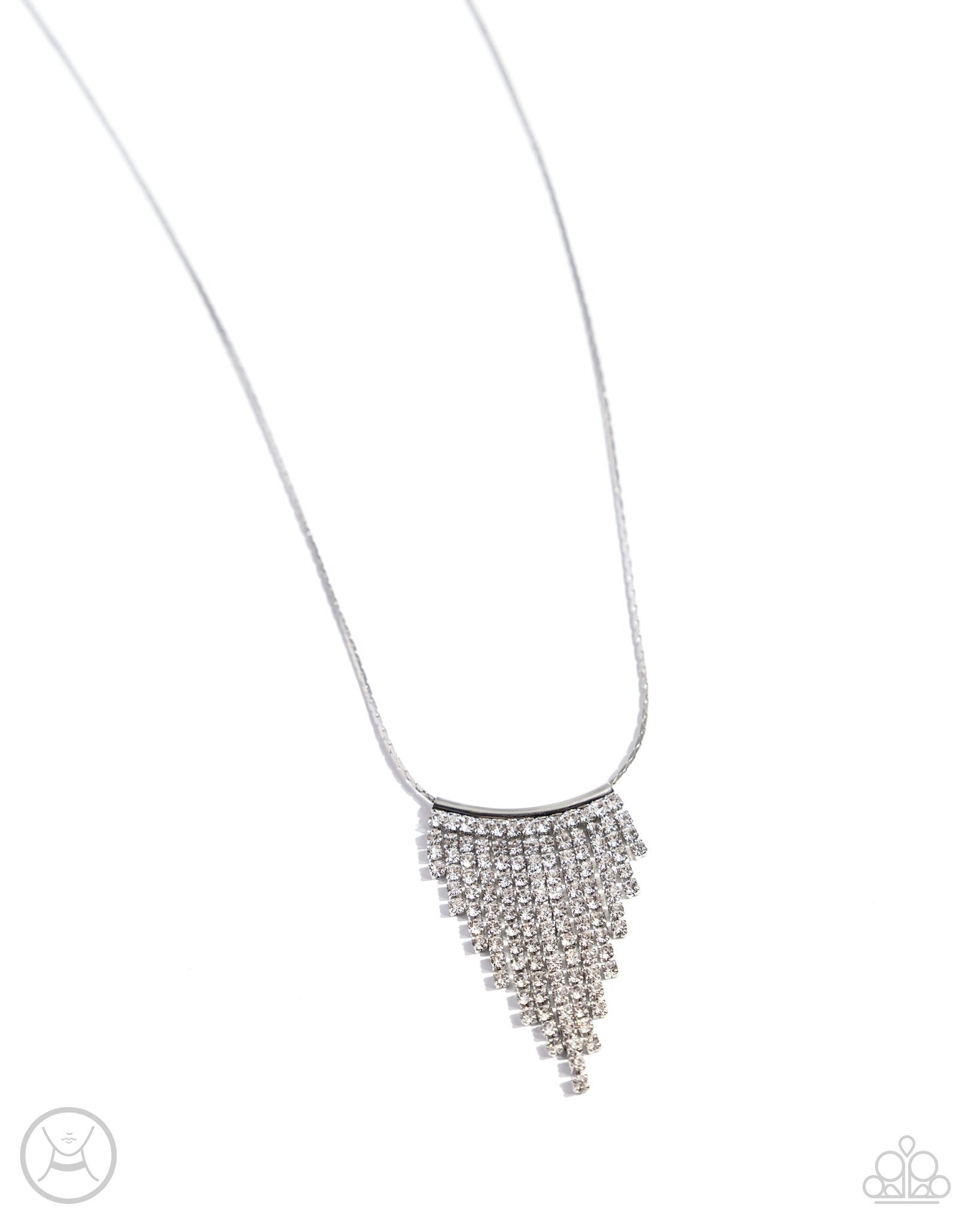 Paparazzi - Chandelier Cadenza - White Necklace