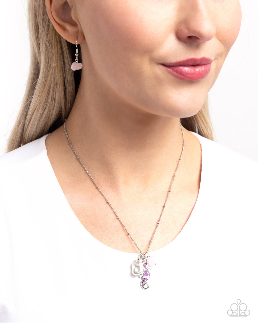 Paparazzi - Seahorse Shimmer - Purple Necklace