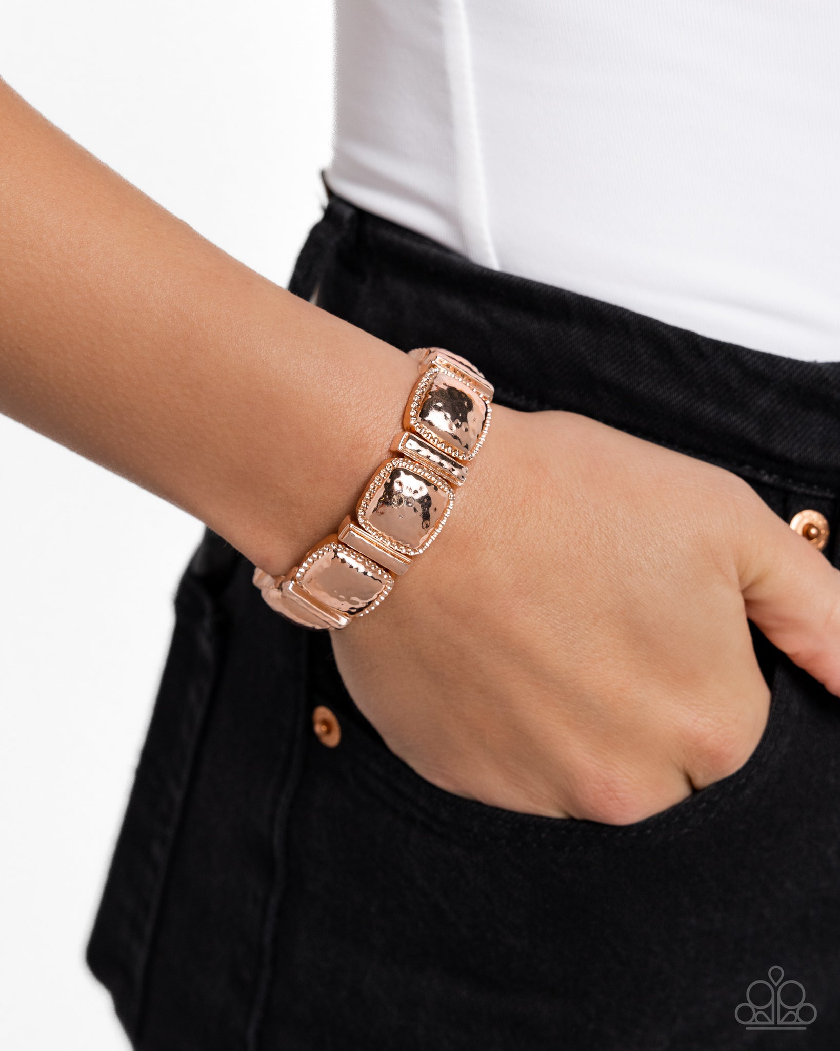 Paparazzi - Textured Tranquility - Rose Gold Bracelet