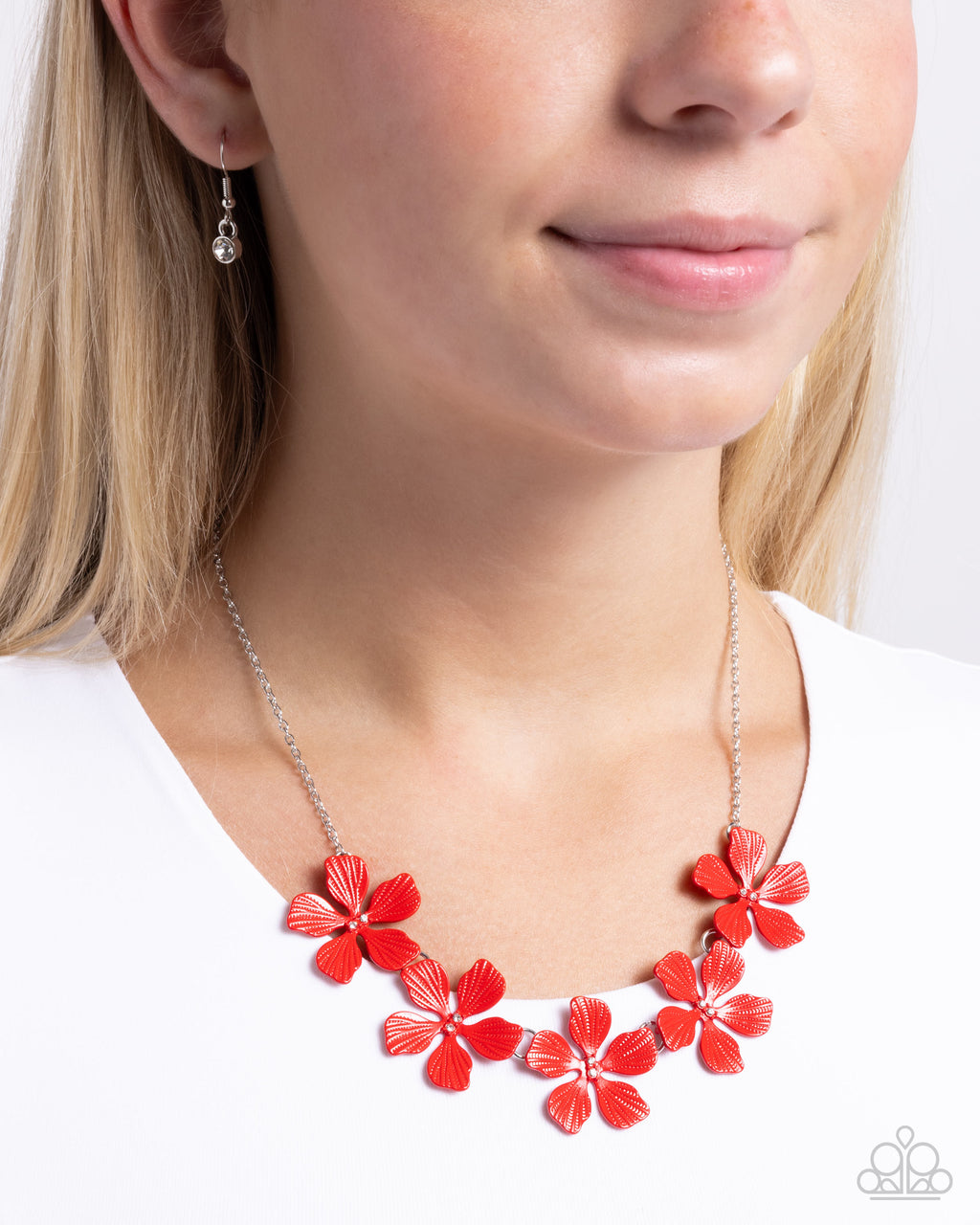 Paparazzi - Featured Finesse - Red Necklace