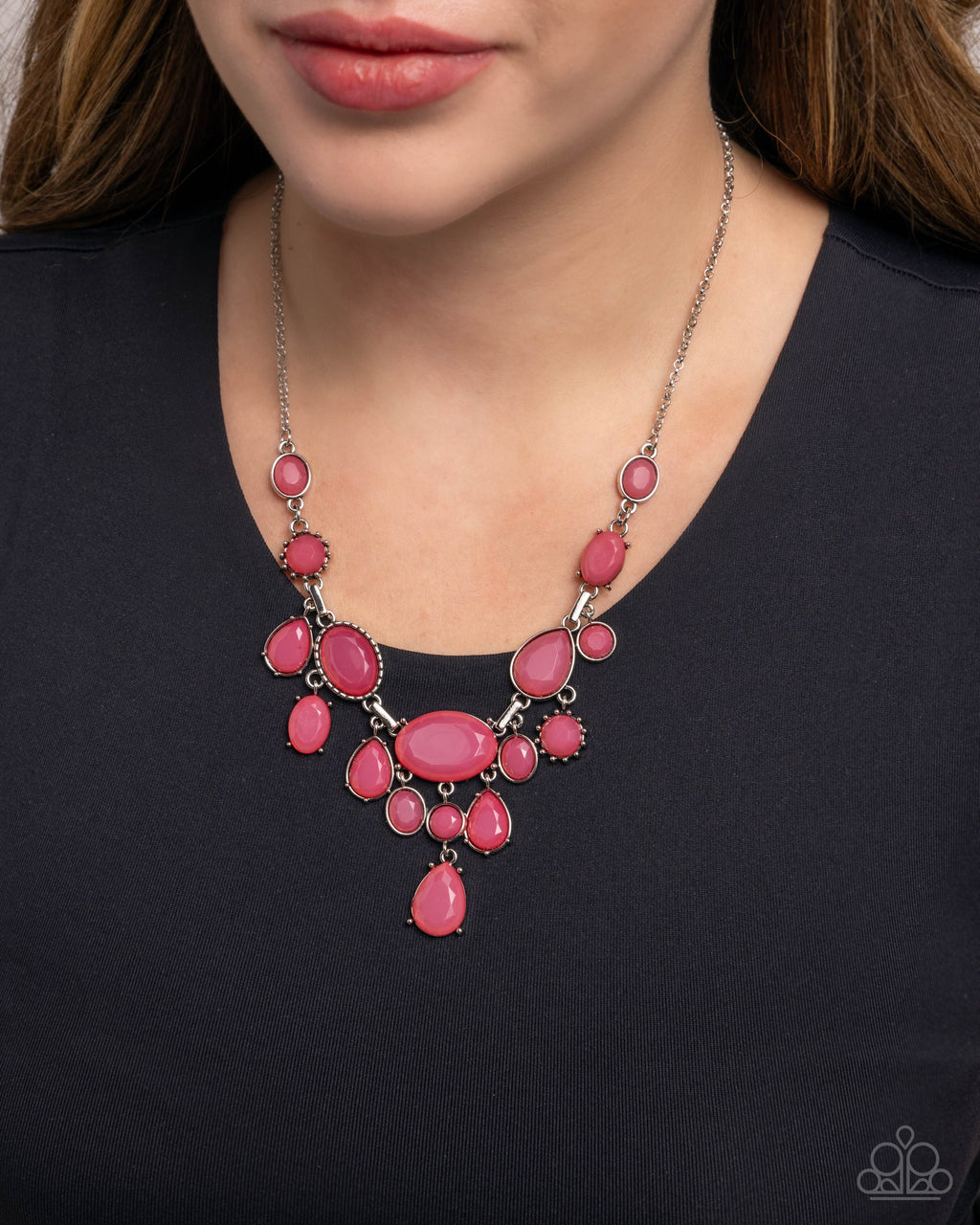 Paparazzi - Significant Influence - Pink Necklace