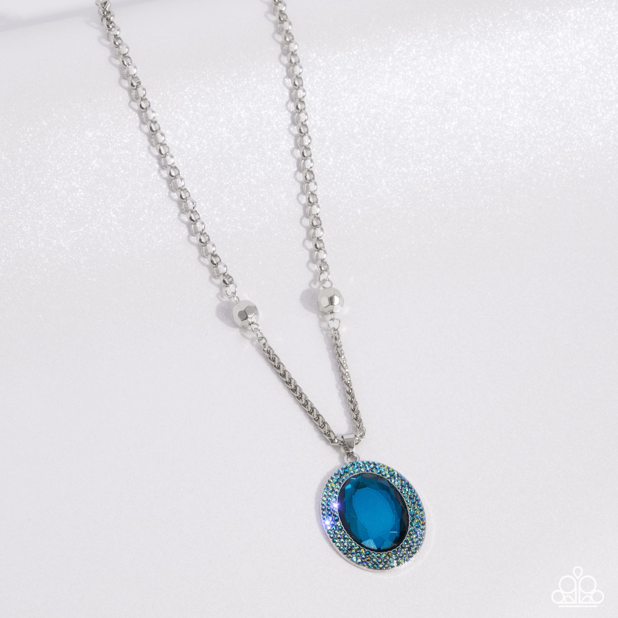 Paparazzi - Manufactured Majesty - Blue Necklace