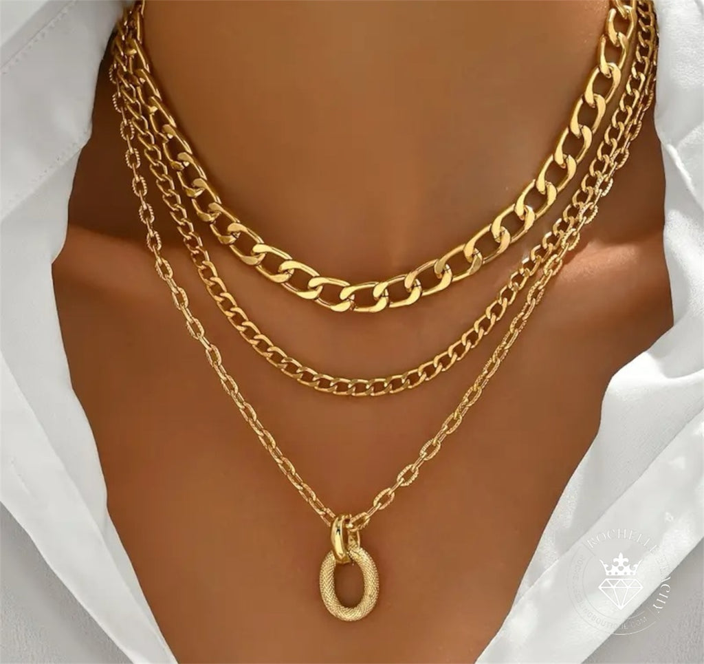 Sophisticated Edge Necklace