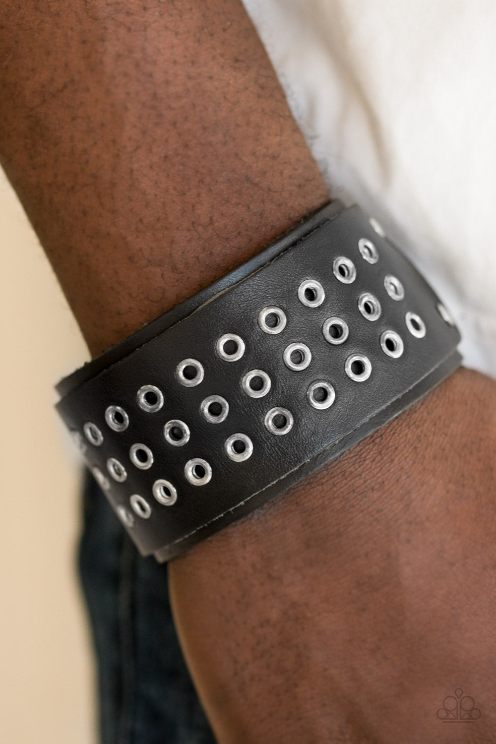 Paparazzi Accessories - Road Rage - Black Leather Bracelet