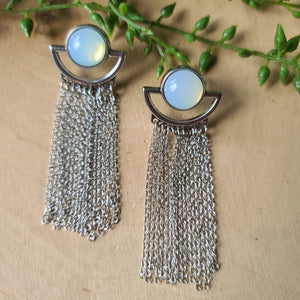 Paparazzi - Opal Oracle - White Earrings