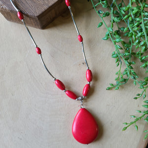 Paparazzi - Explore the Elements - Red Necklace