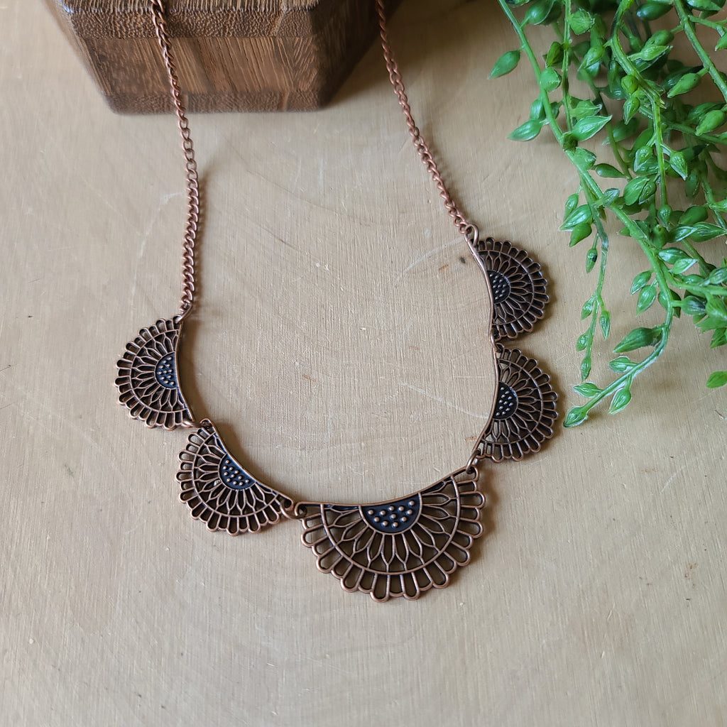 Paparazzi - Fanned Out Fashion - Copper Necklace