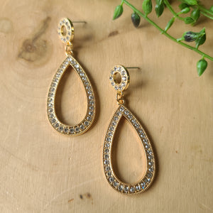 Paparazzi - Regal Revival - Gold - Fashion Fix Earrings