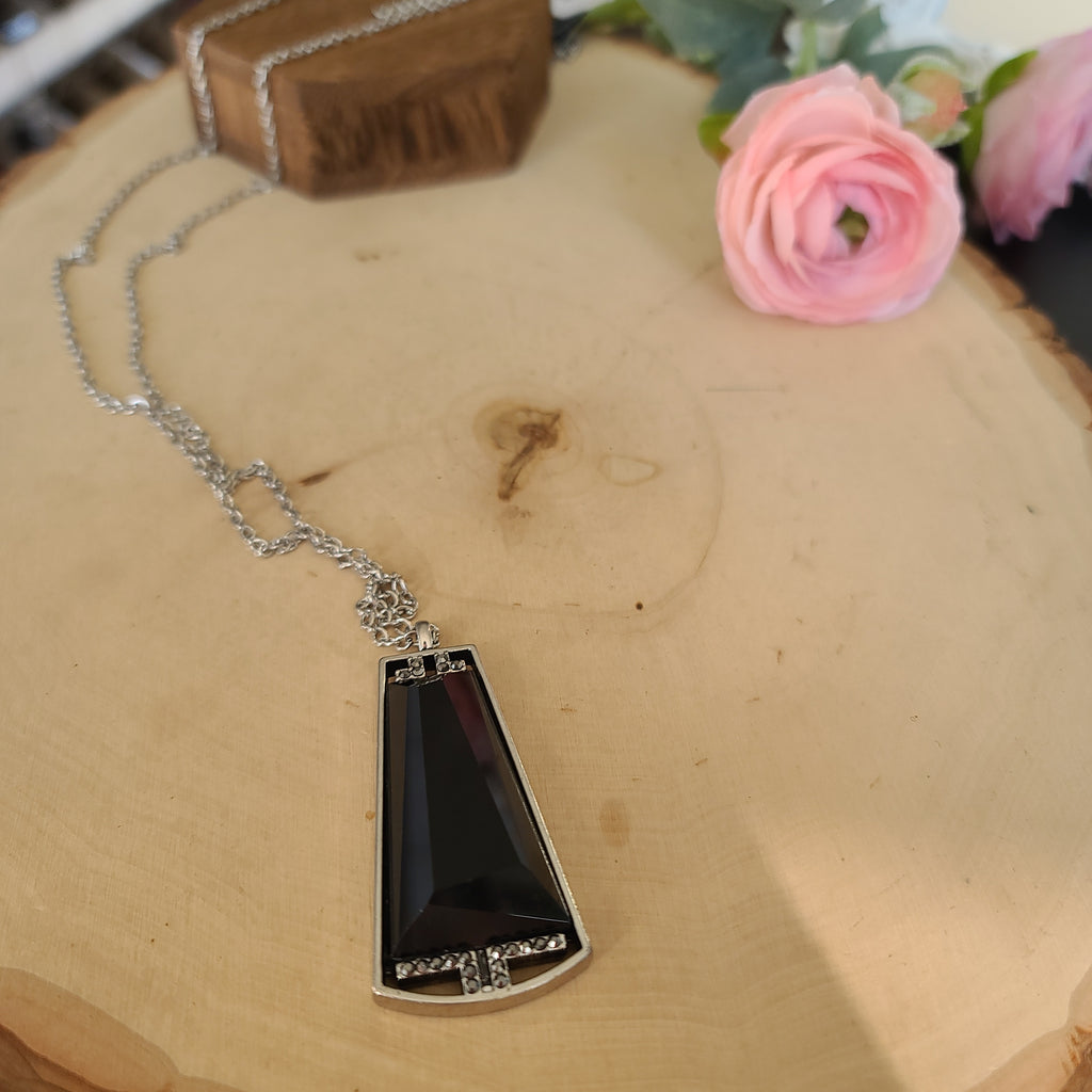 Paparazzi - Empire State Elegance - Black Necklace