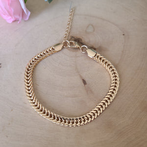 Paparazzi - One-Two Knockout - Gold Bracelet