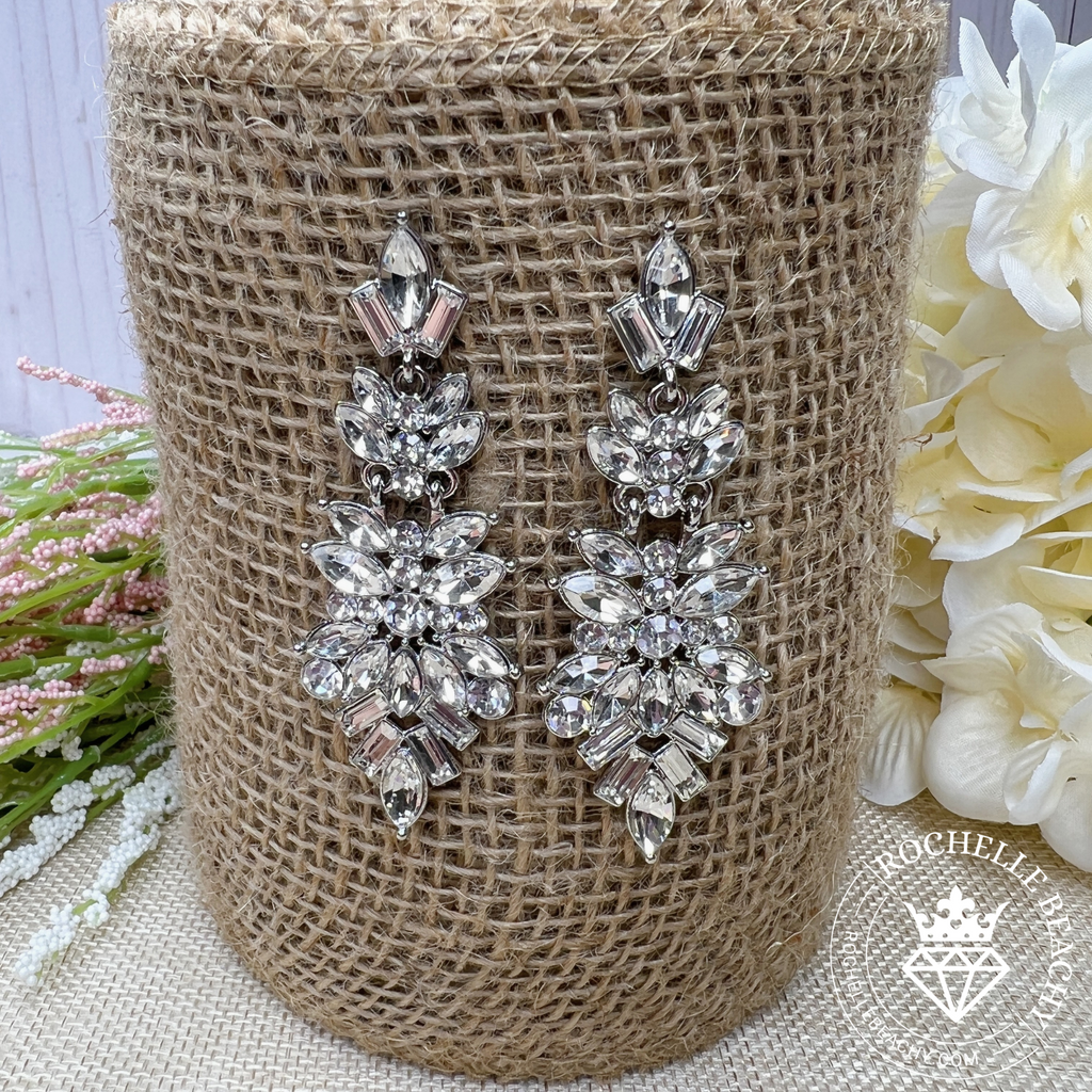 Paparazzi - Frozen Fairytale - White Earrings