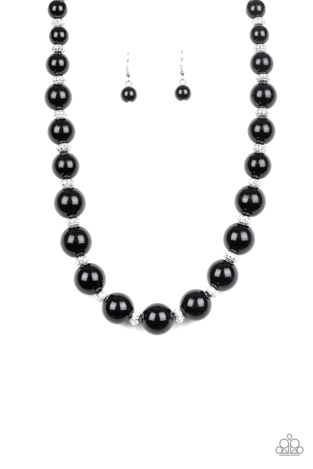Paparazzi - Uptown Heiress - Black & Silver Necklace