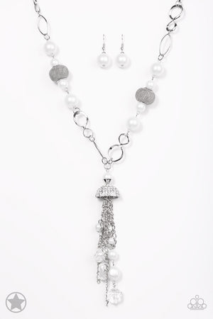 Paparazzi Accessories - Designated Diva - White & Silver Necklace