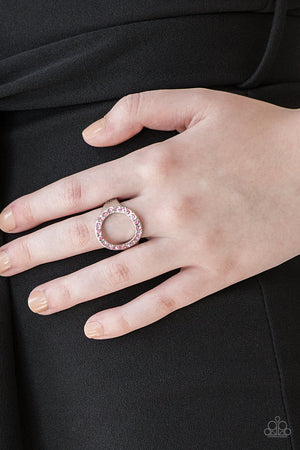 Paparazzi - One-GLAM Band - Pink Ring