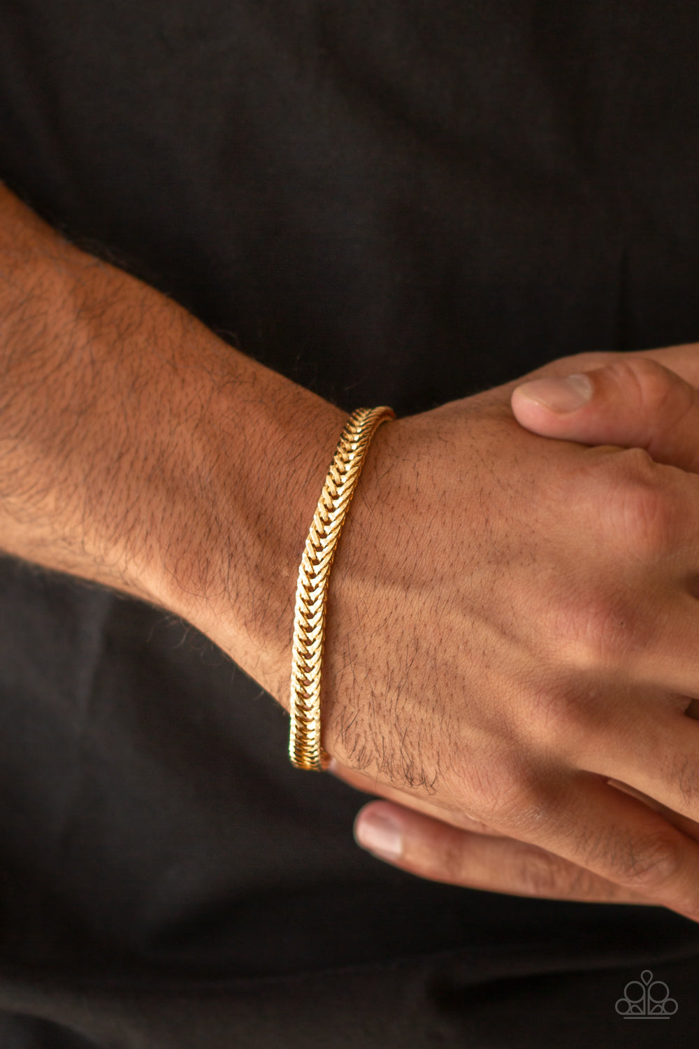 Paparazzi - One-Two Knockout - Gold Bracelet