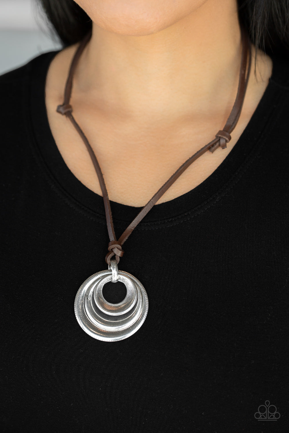 Paparazzi - Desert Spiral - Silver Necklace