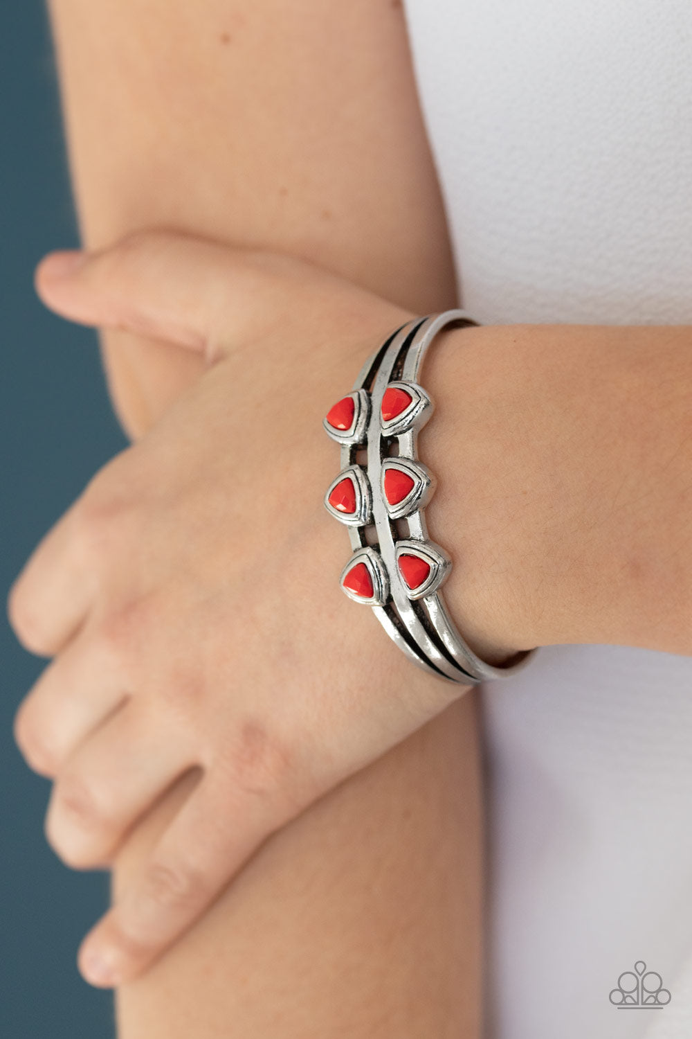 Paparazzi - Tribal Triad - Red Bracelet