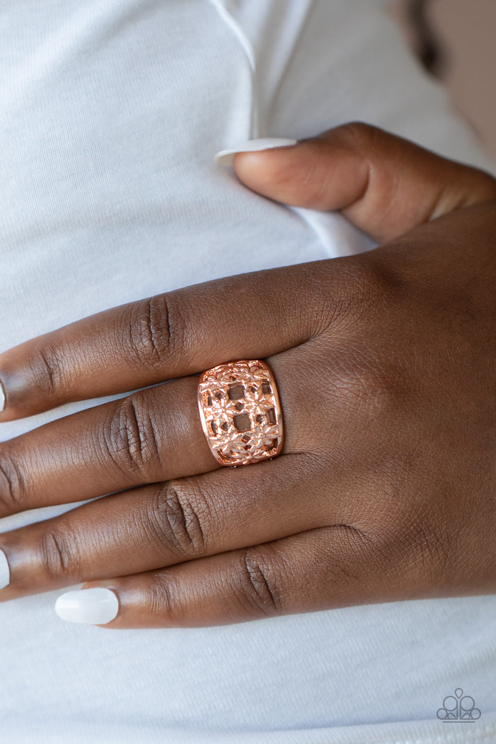Paparazzi - Crazy About Daisies - Rose Gold Ring