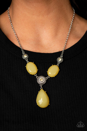 Paparazzi - Heirloom Hideaway - Yellow Necklace