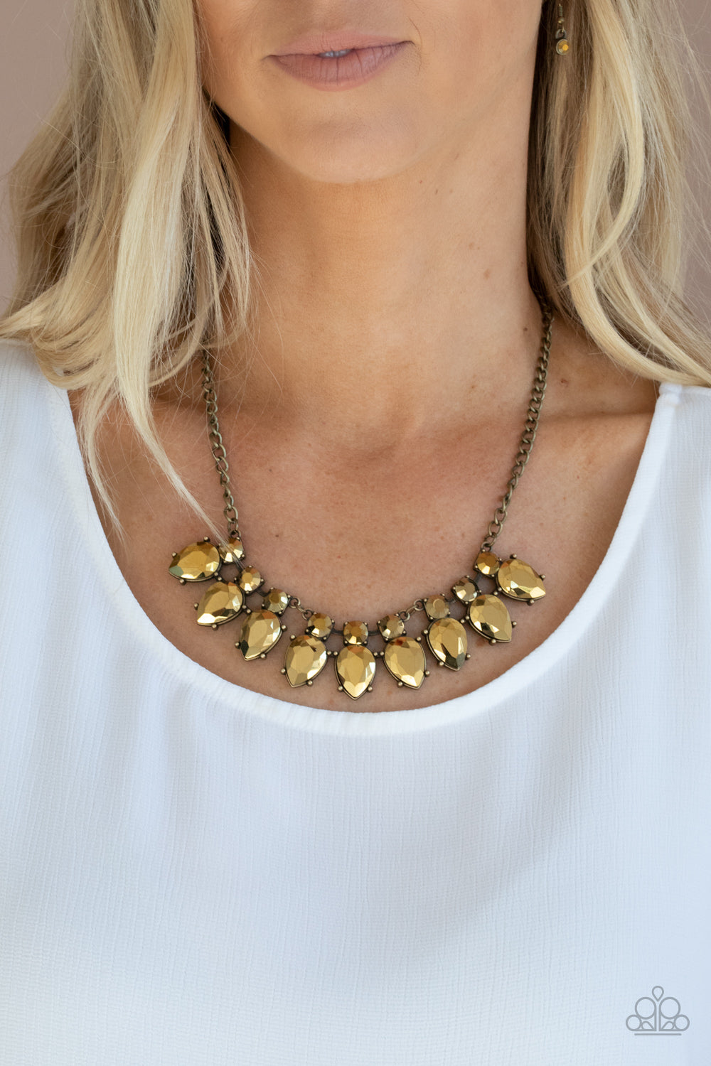 Paparazzi - Extra Enticing - Brass Necklace