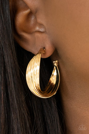 Paparazzi - Curves In All The Right Places - Gold Earrings