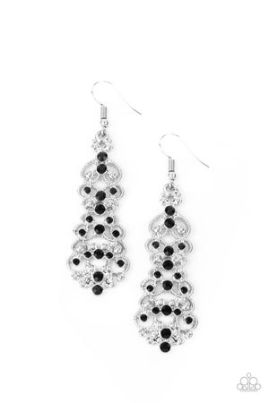 Paparazzi - Diva Decorum - Black Earrings