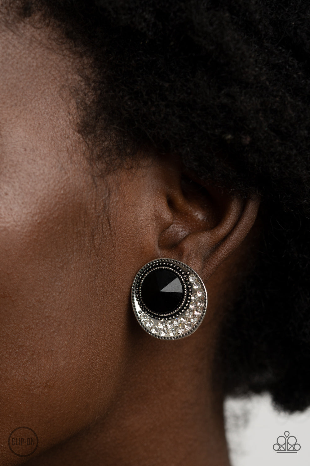 Paparazzi - Off The RICHER-Scale - Black Earrings