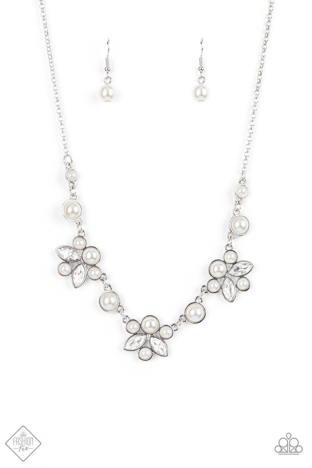 Paparazzi - Royally Ever After Necklace