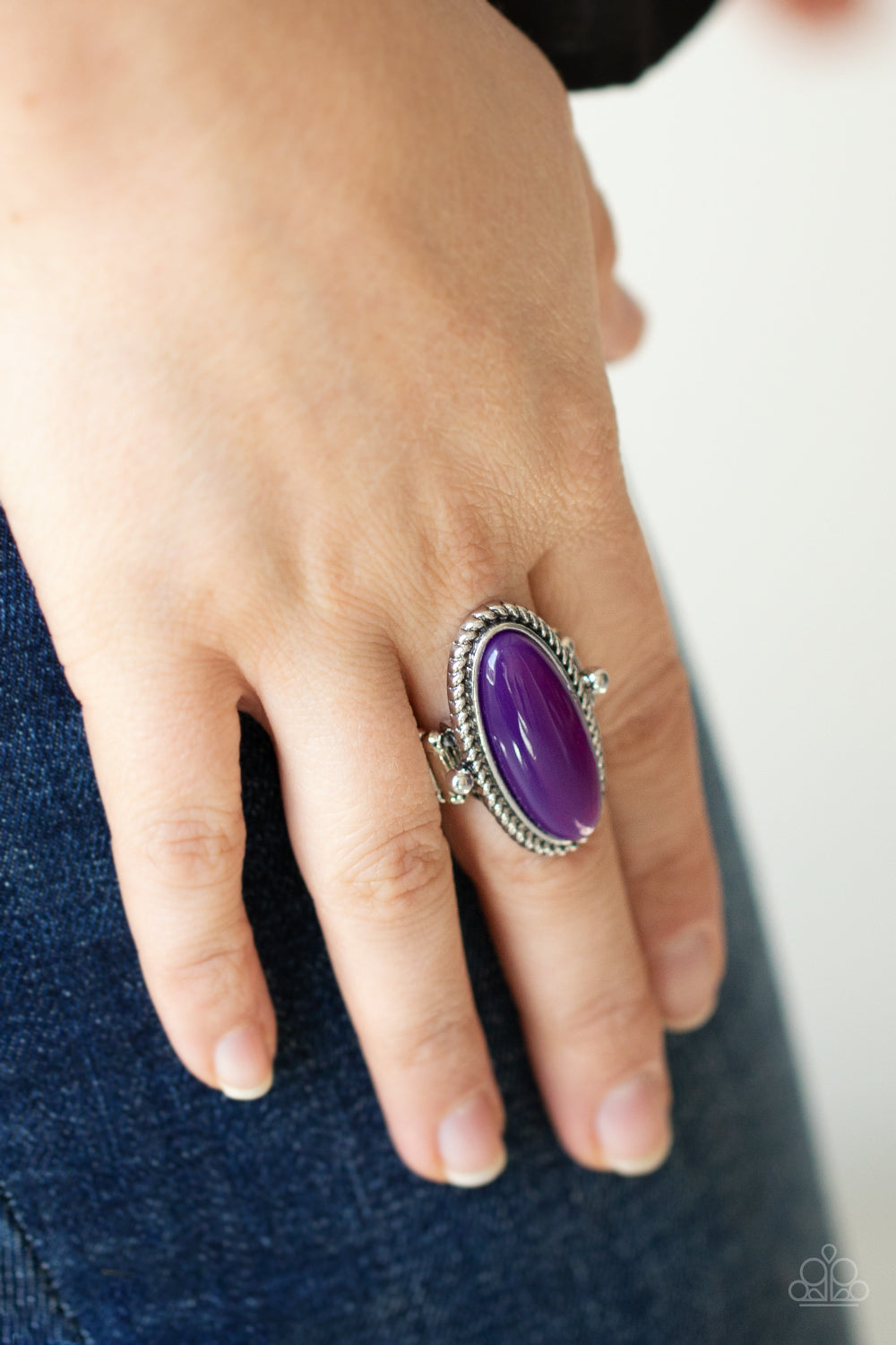 Paparazzi - Oval Oasis - Purple Ring