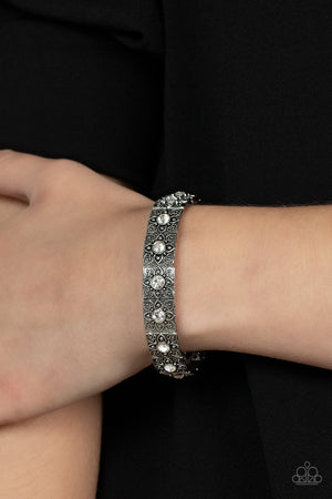Paparazzi Accessories Venetian Valentine - White Bracelet