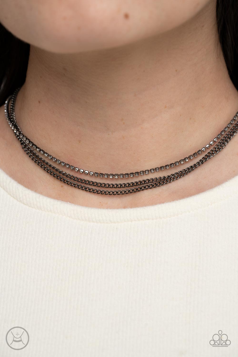 Paparazzi - Glitzy Gusto - Black Necklace