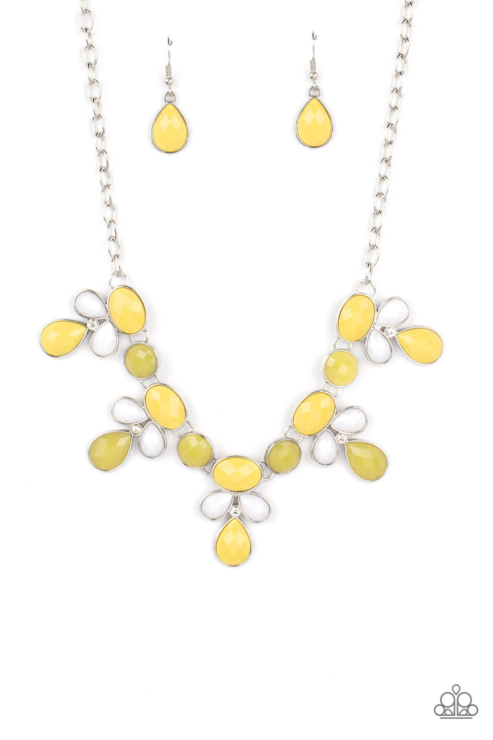 Paparazzi - Midsummer Meadow - Yellow Necklace