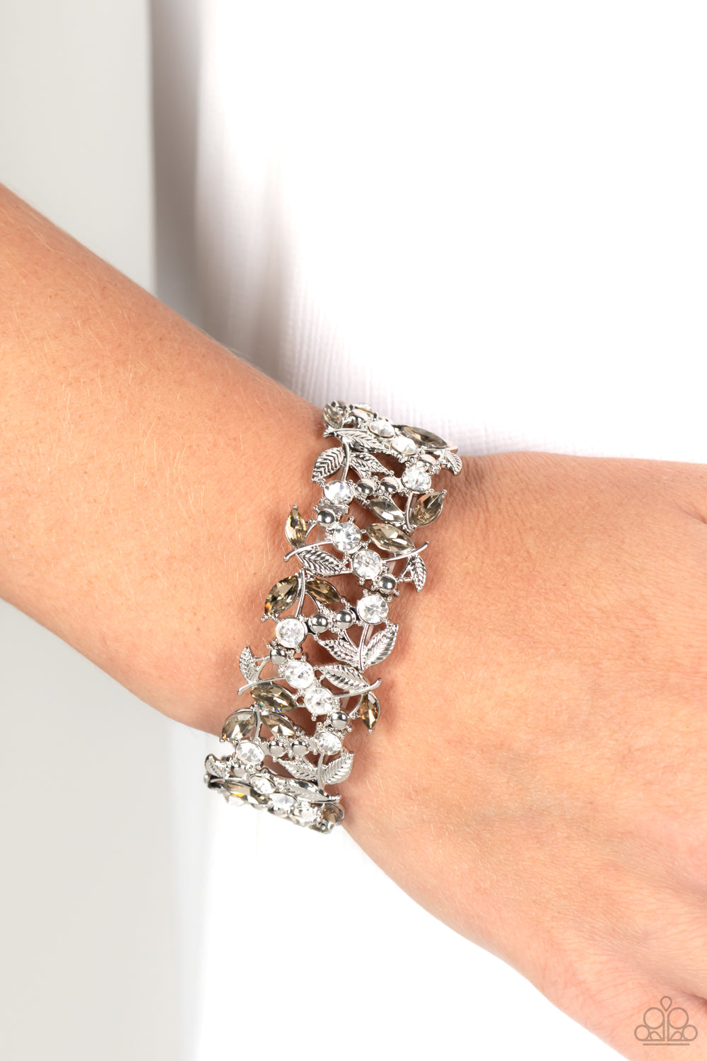Paparazzi - Feathered Finesse - Brown Bracelet