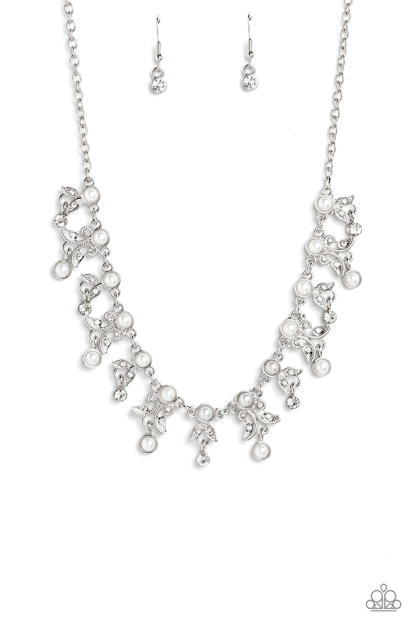 Paparazzi - Garden Princess - White Necklace