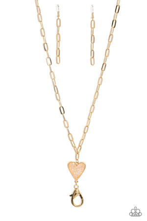 Paparazzi - Kiss and SHELL - Gold Necklace