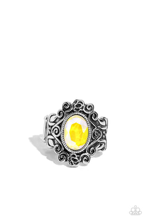 Paparazzi - Fairytale Fanatic - Yellow Ring