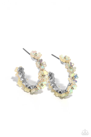 Paparazzi - Floral Focus - White Earrings