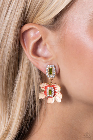 Paparazzi - Colorful Clippings - Green Earrings