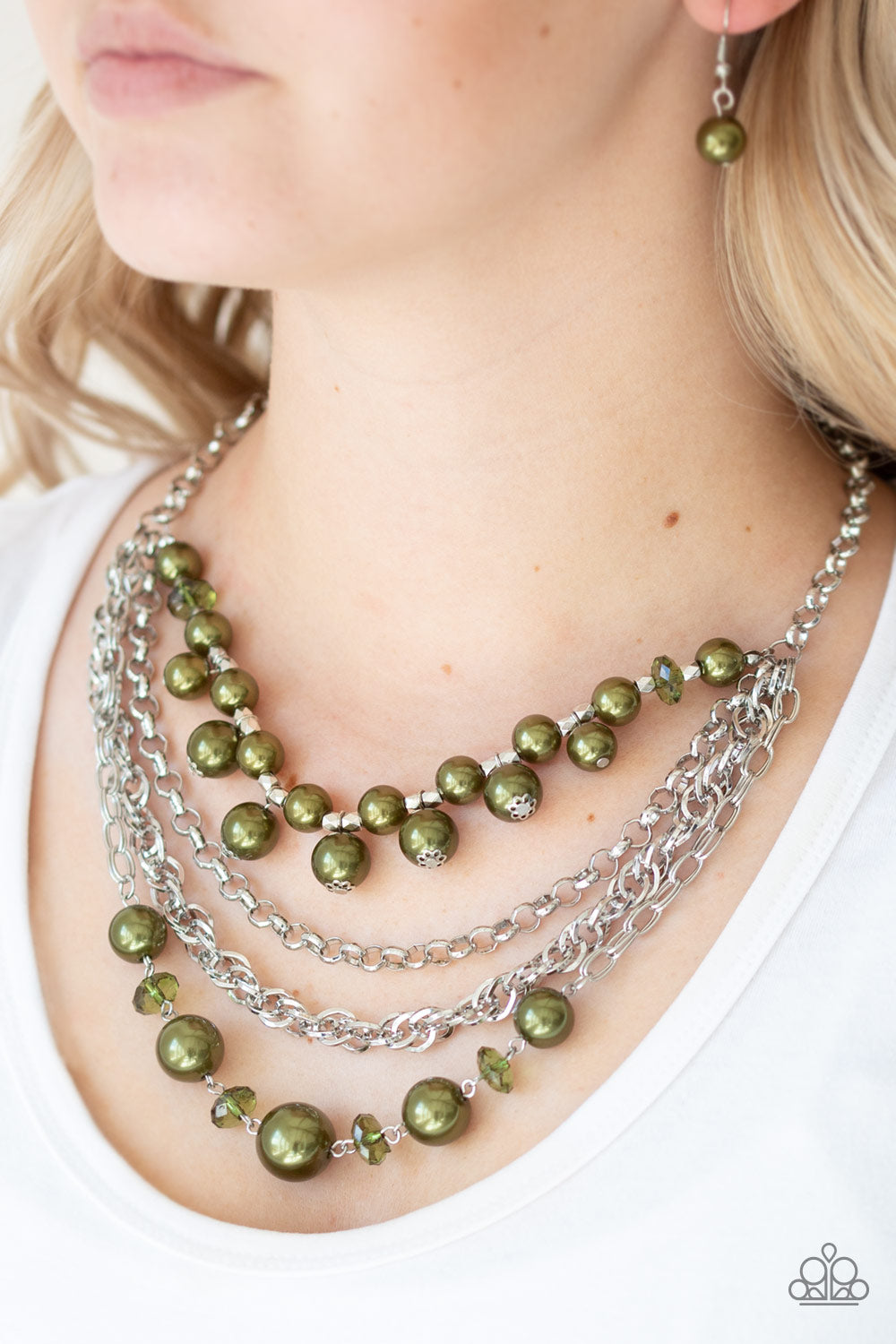 Paparazzi - Rockin Rockette - Green Necklace