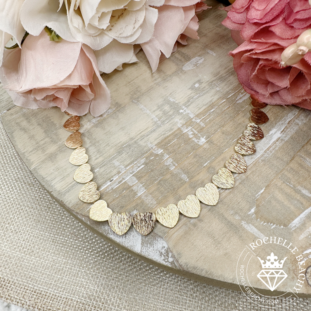 Paparazzi - Playing HEART To Get - Gold Necklace