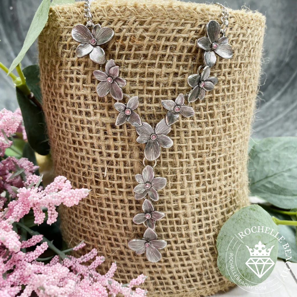 Paparazzi - Fairytale Meadow - Pink Necklace